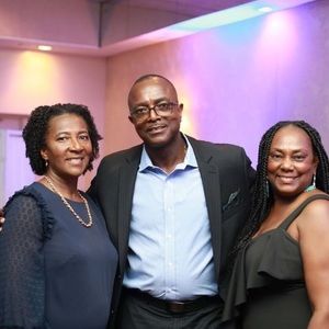 Meet your Posher, Etzer